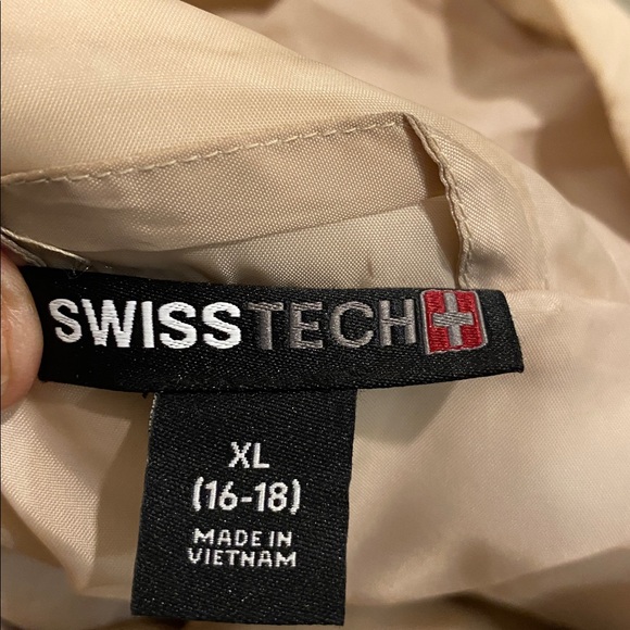Swiss Tech size XL(16-18) Hooded Vest good condition - Picture 3 of 3